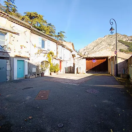 La Terrasse De La Citadelle * Sisteron